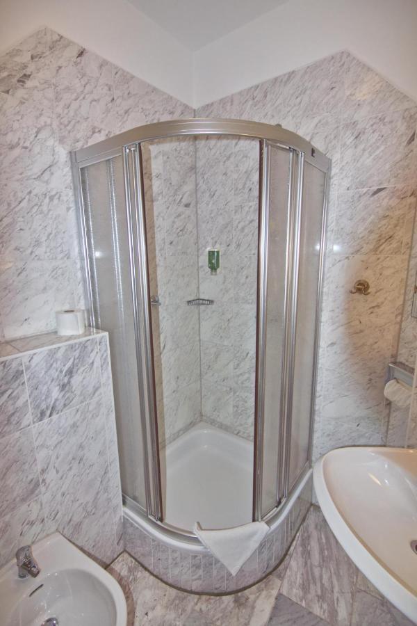 Hotel Saechsischer Hof 4*